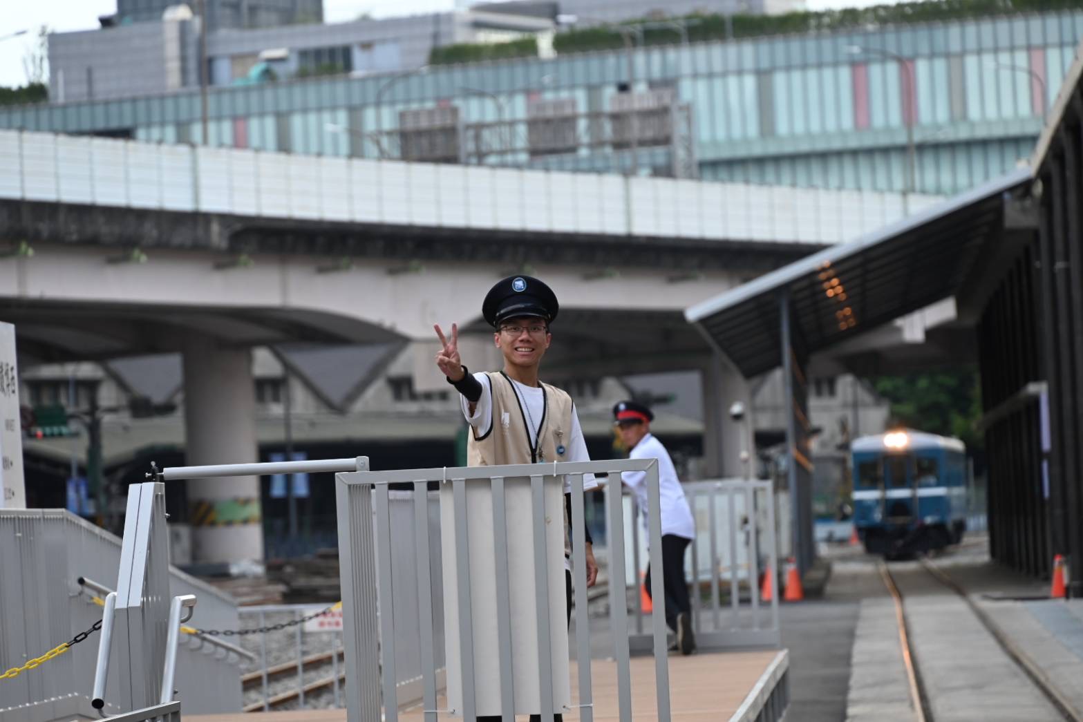 張逸勤 專案助理